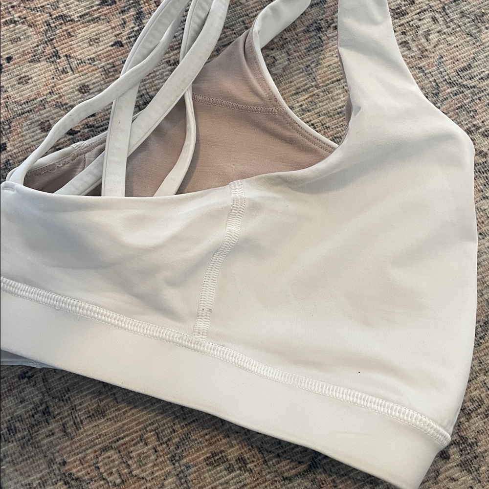 lululemon Energy Bra - Picture 7 of 7